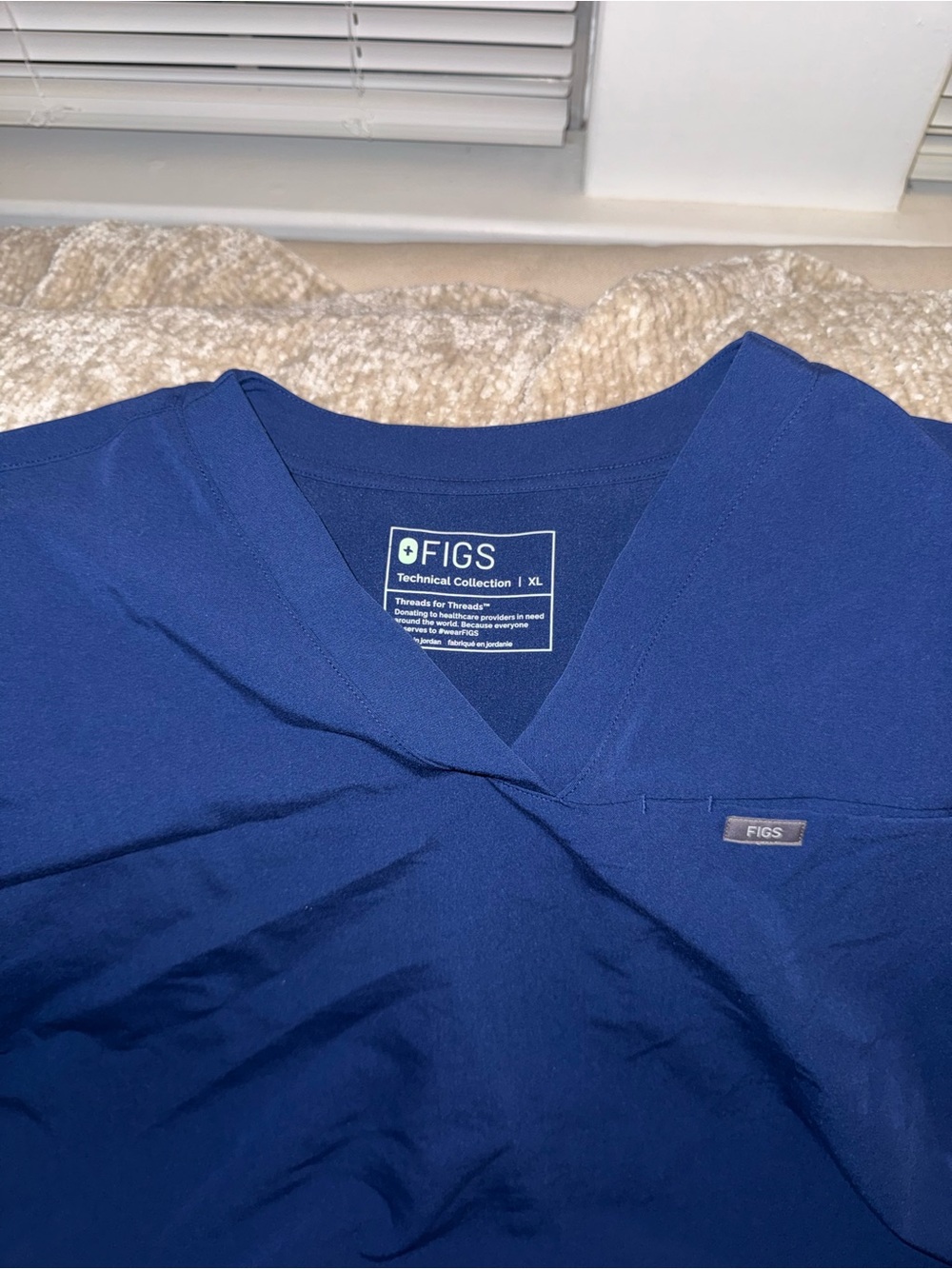Navy Figs Scrub Top - Picture 2 of 3